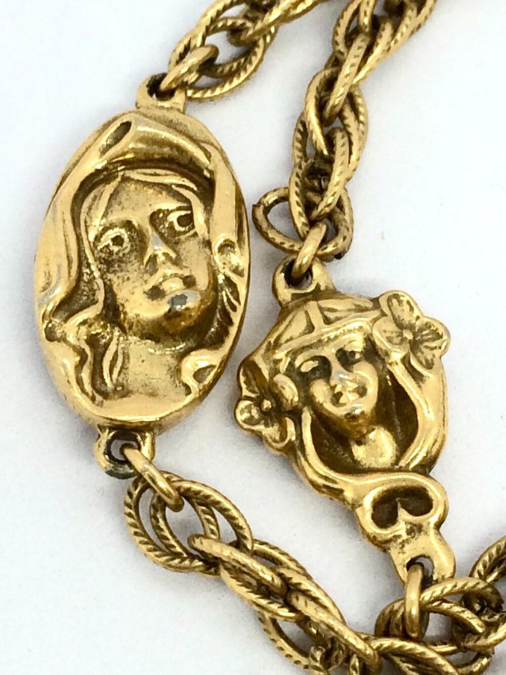 VINTAGE ART NOUVEAU Lady Necklace Face Gold Tone Rope Chain Long 52"